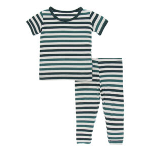 FASHION_SNUGGLIESTPJS_KICKEEPANTS
